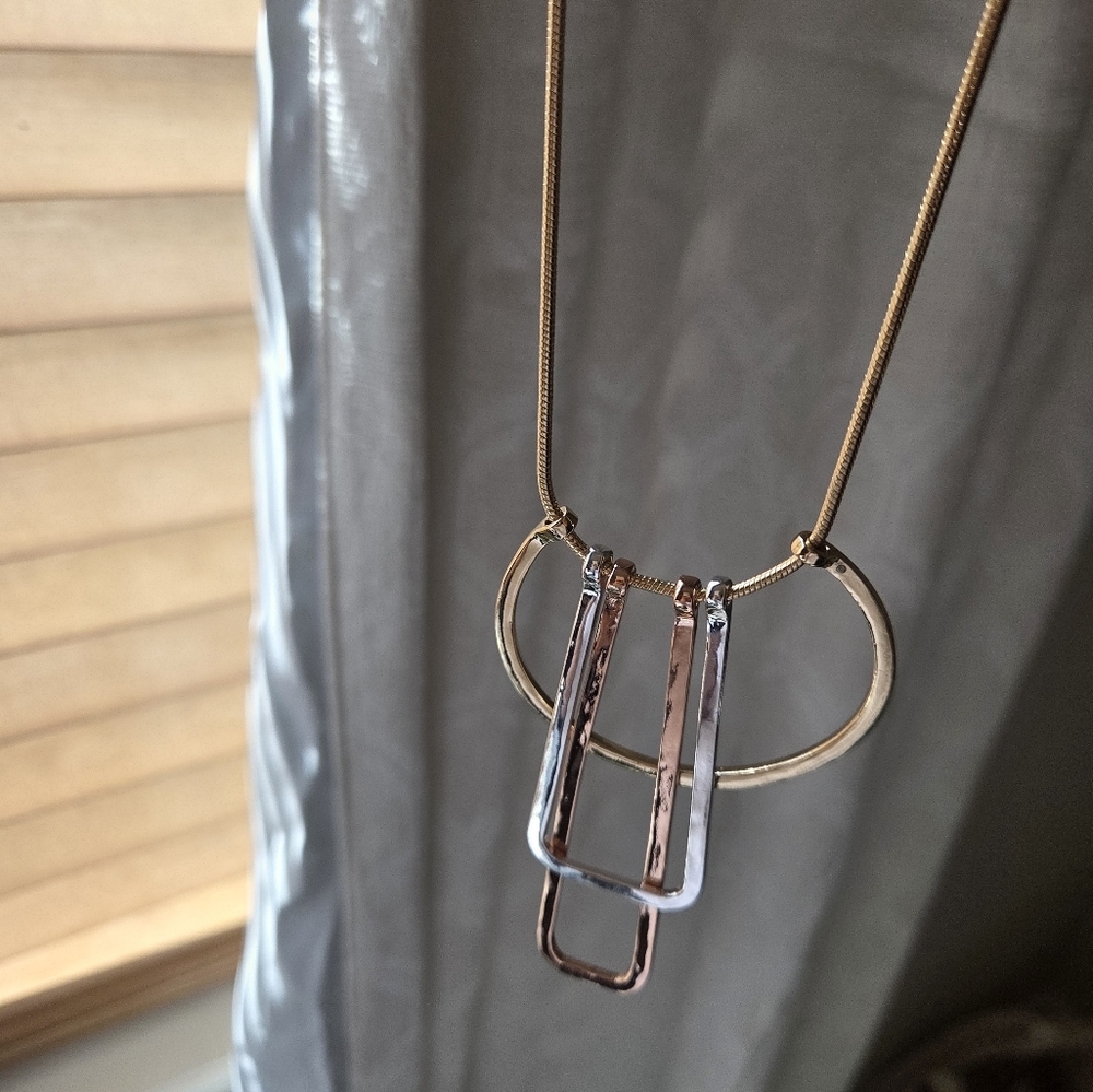 Art Deco Style Adjustable Necklace Copper Base With Silver, Rose Gold And Gold - Picture 3 of 8